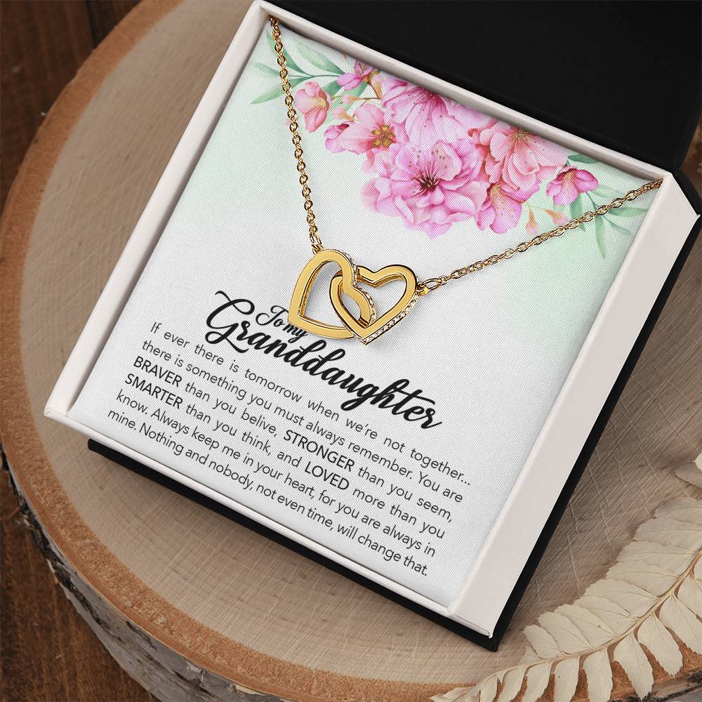 Collection Granddaughter - Braver Stronger Smarter - Necklace Interlocking Hearts Necklace
