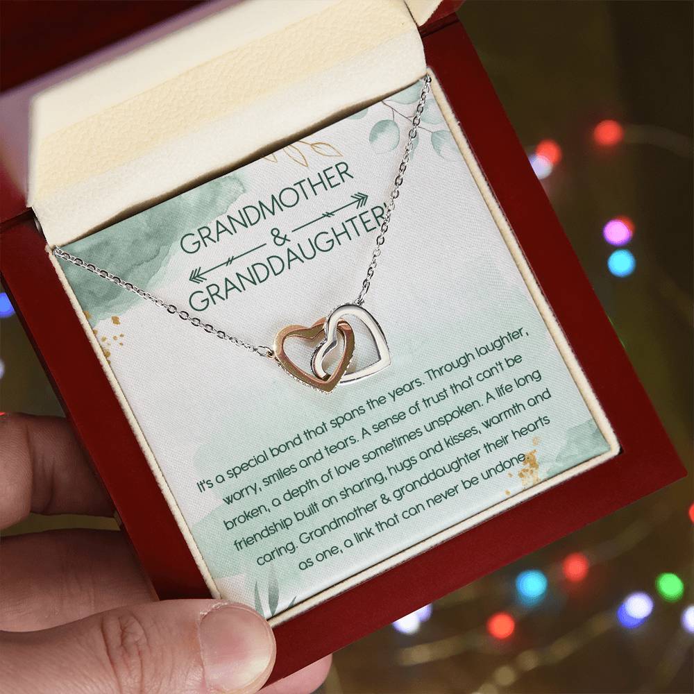 Grandmother & Granddaughter Interlocking Hearts Necklace Message Card