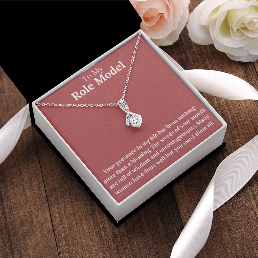 Role Model Alluring Necklace Mother's Day Gift Alluring Beauty Necklace