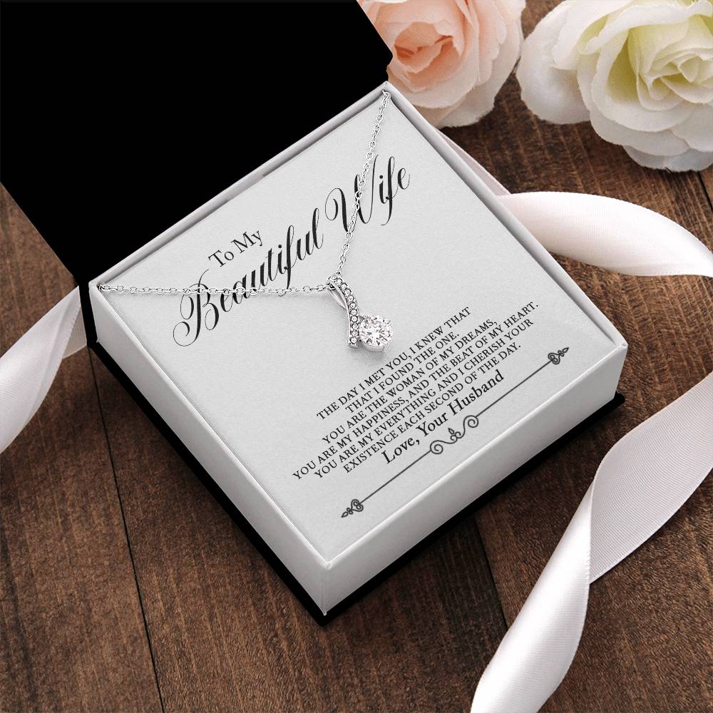 To My Beautiful Wife - Premium Alluring Pendant - Ge06 Alluring Beauty Necklace