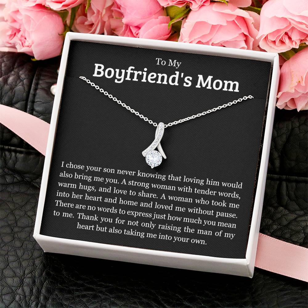 To My Boyfriend's Mom 2 Alluring Beauty Necklace