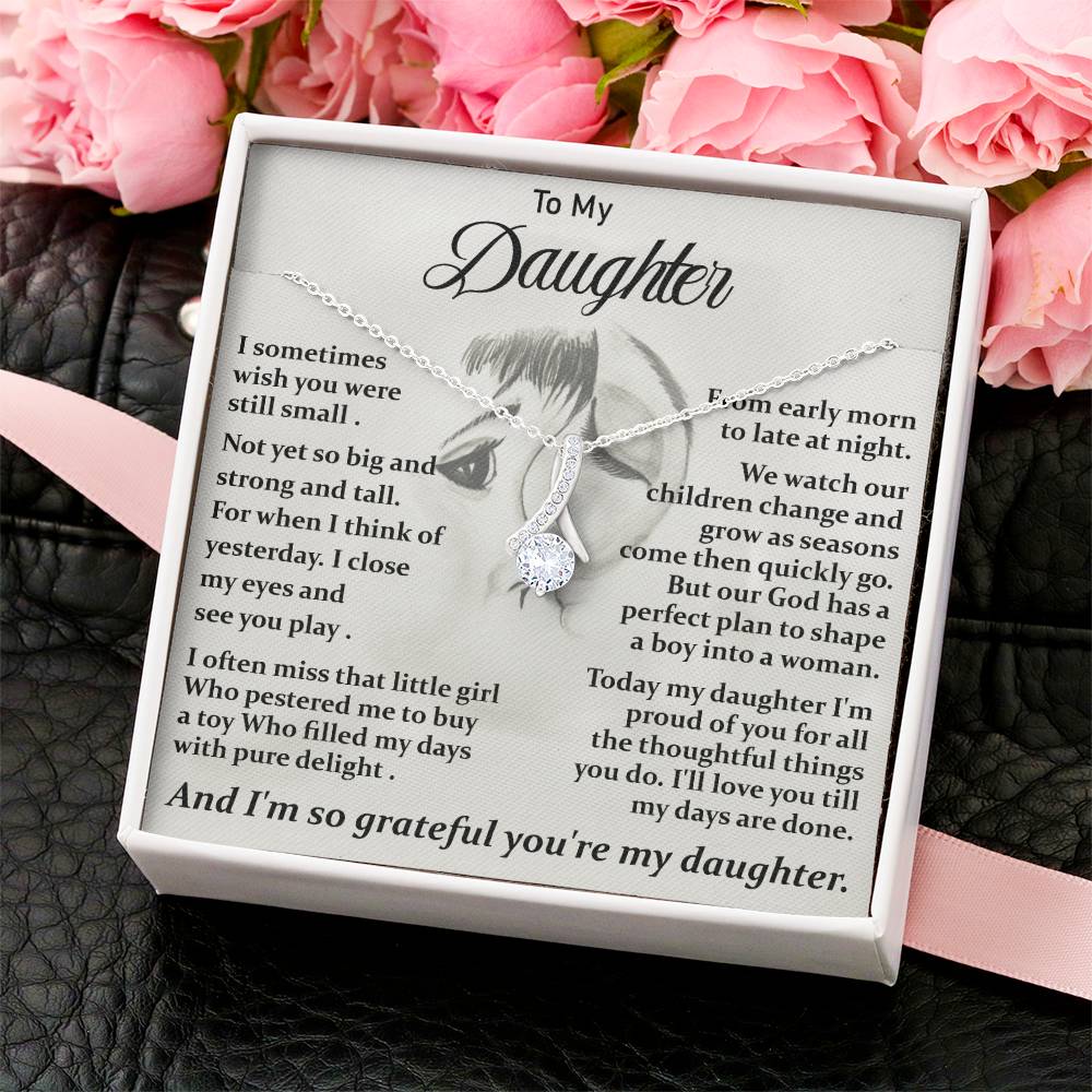 To My Daughter - Love Mom Alluring Necklaceđź’“ Alluring Beauty Necklace