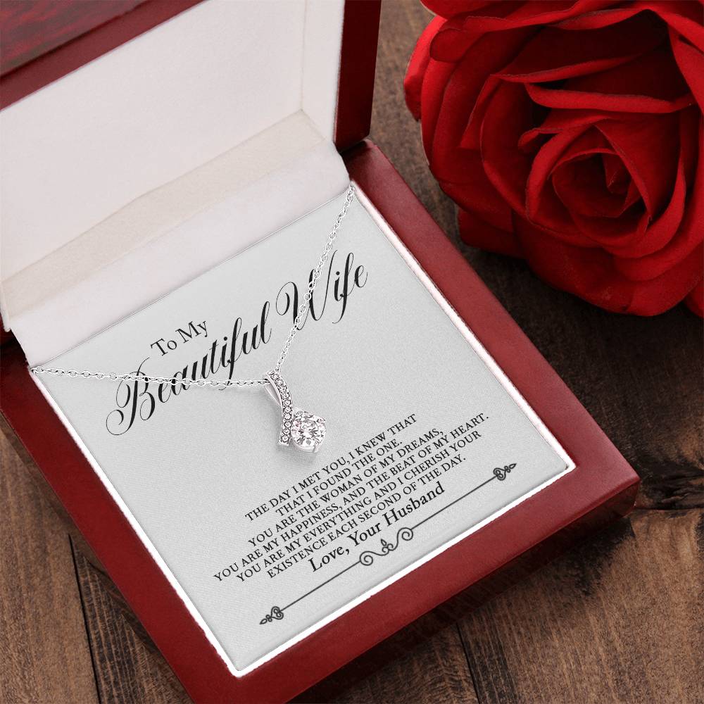 To My Beautiful Wife - Premium Alluring Pendant - Ge06 Alluring Beauty Necklace