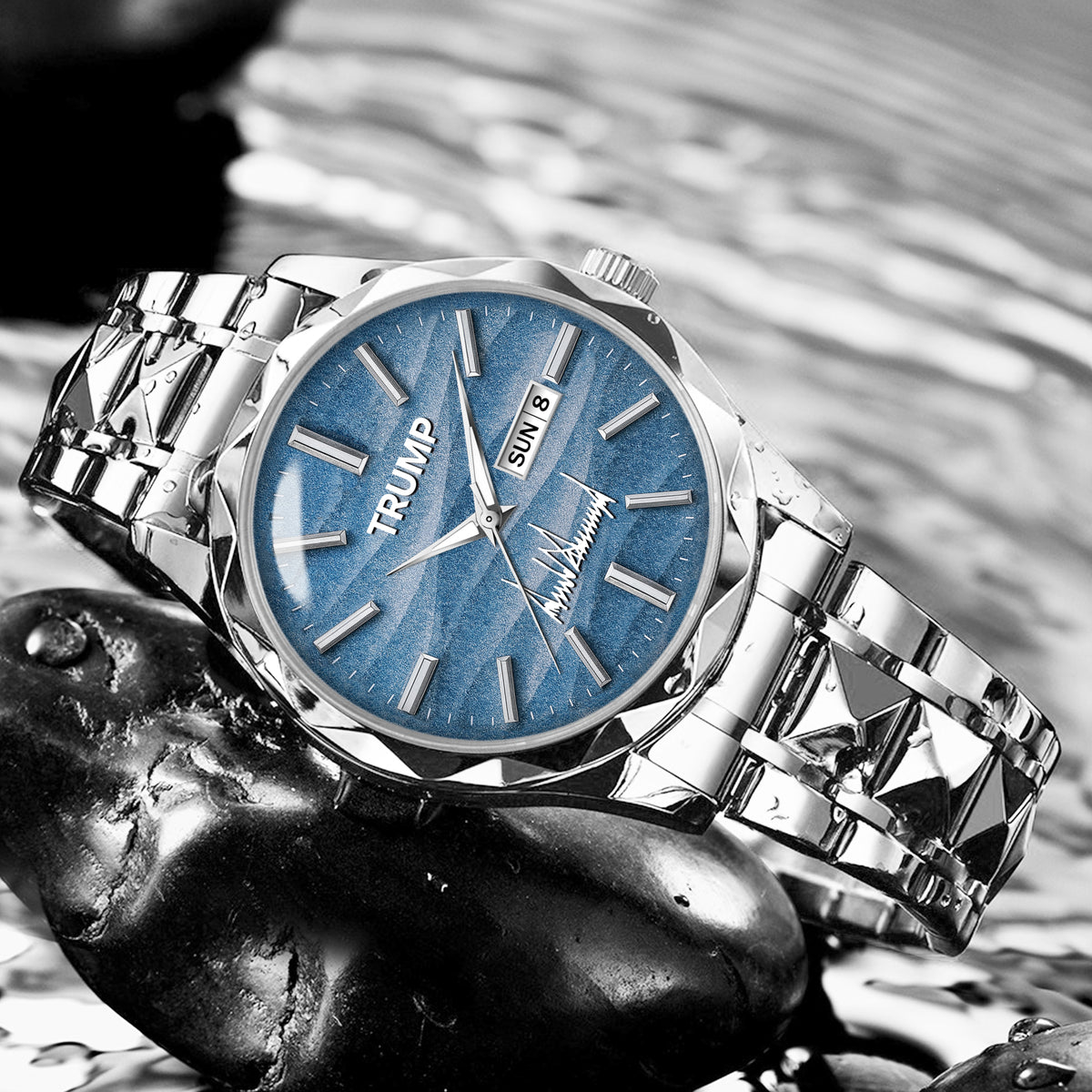 TRUMP Watch 2026 Luxury Silver Steel – Signature Sky Blue Dial