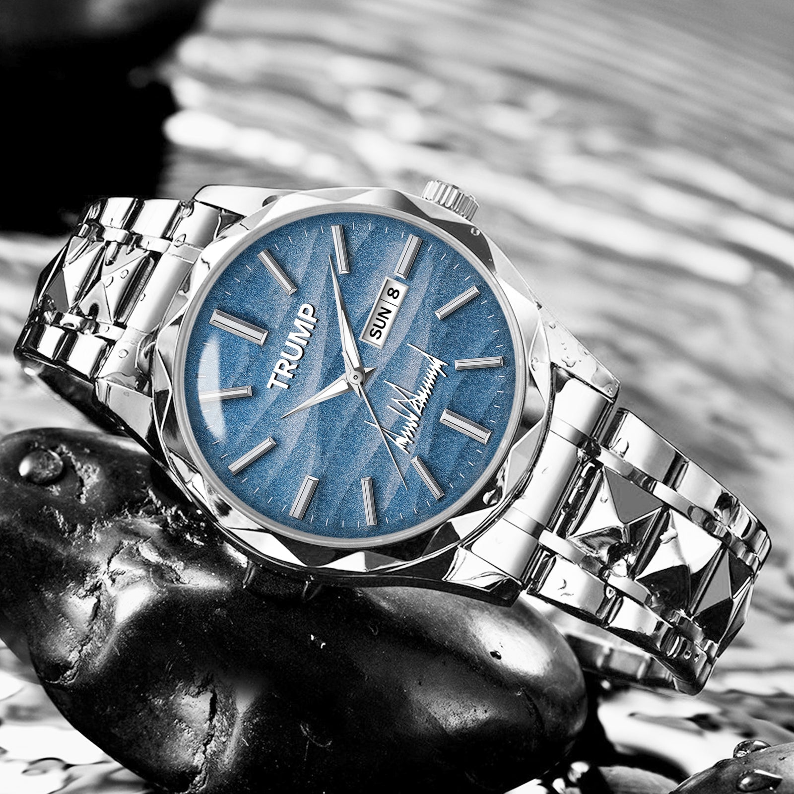 TRUMP Watch 2026 Luxury Silver Steel – Signature Sky Blue Dial