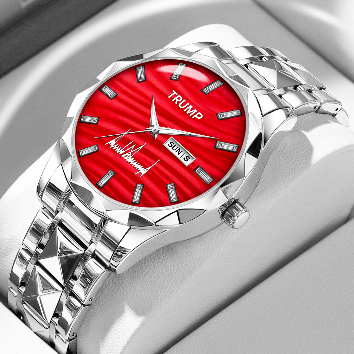 TRUMP Watch 2026 Luxury Silver – Signature Red Dial
