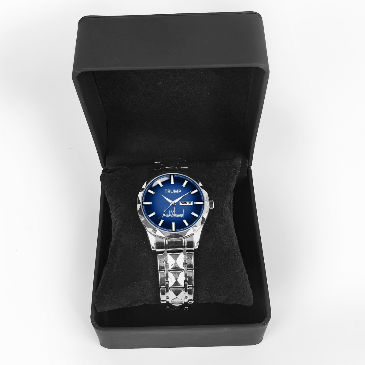TRUMP Watch 2025 Signature – Bold Patriot Blue Dial – Watch for Men