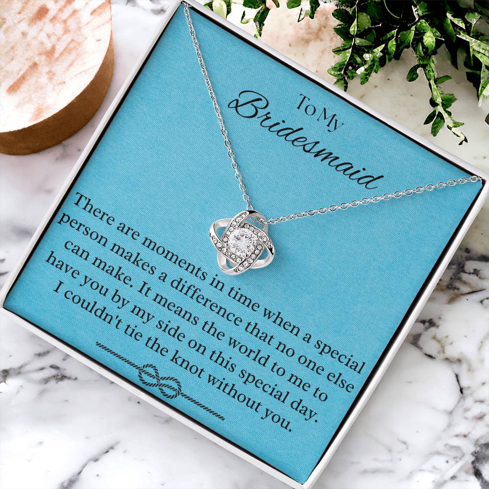 Bridesmai Love Knot Necklace