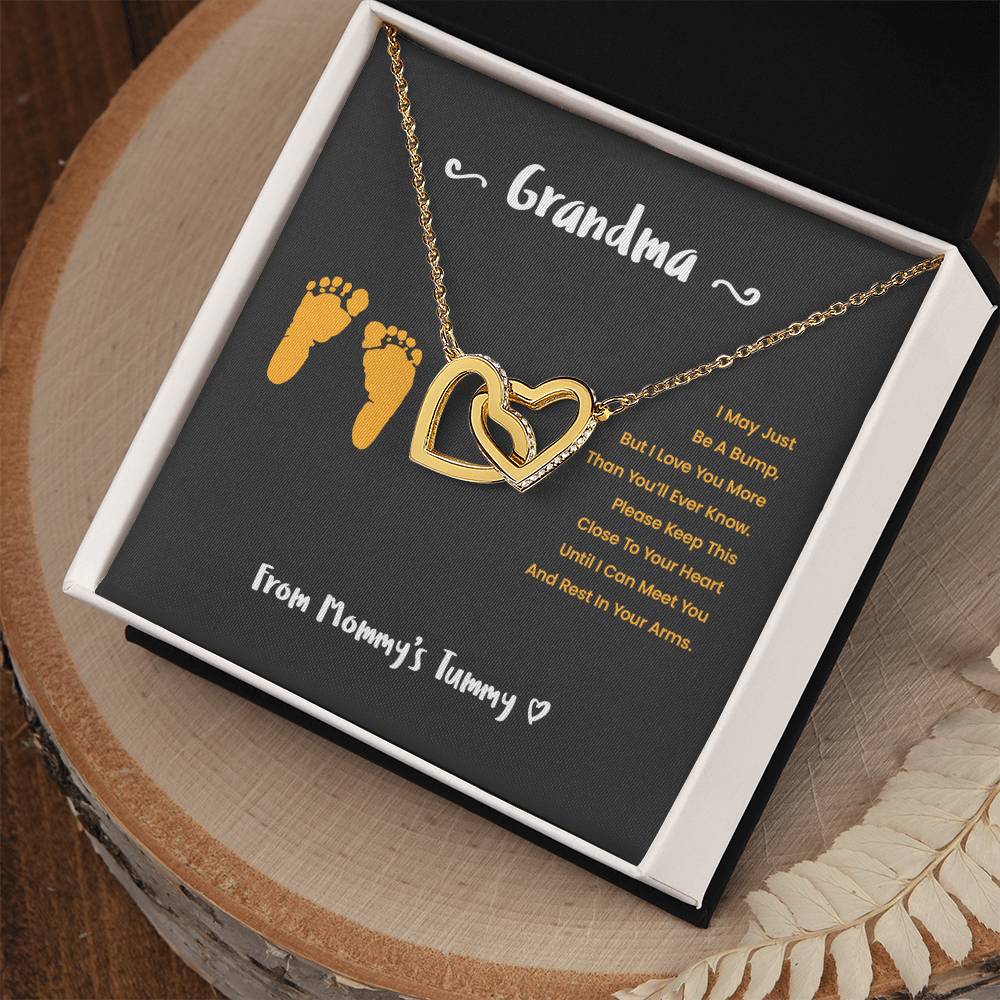 Grandma I Can'T Wait To Meet You - Yellow Version Interlocking Hearts Necklace