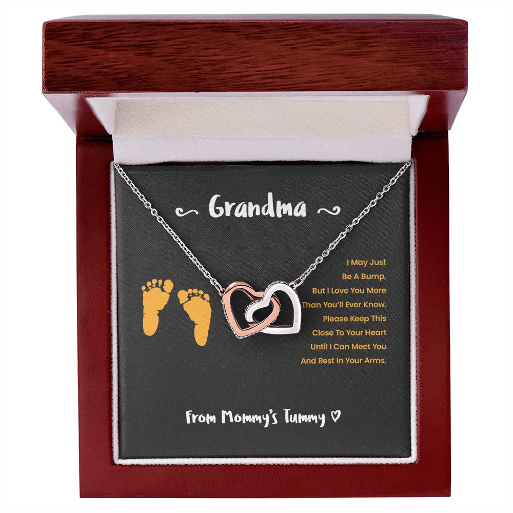 Grandma I Can'T Wait To Meet You - Yellow Version Interlocking Hearts Necklace
