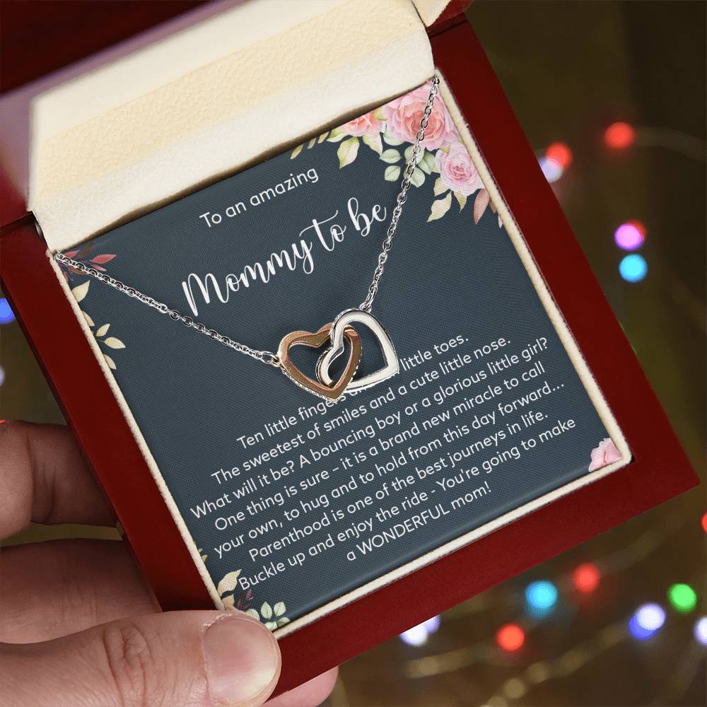 A Wonderful Mom - Interlocked Hearts Interlocking Hearts Necklace