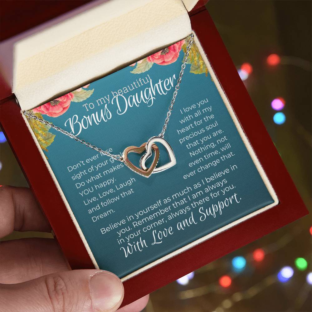 Stepdaughter Love & Support Gift From Stepmom Step Dad - Hearts Interlocking Hearts Necklace