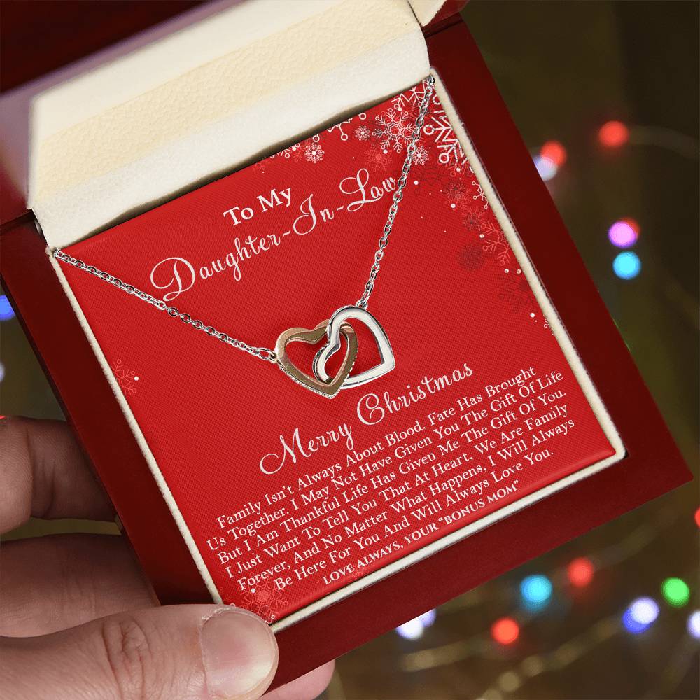 To My Daughter-In-Law Merry Christmas - Life Has Given Me The Gift Of You - Hearts Necklace Interlocking Hearts Necklace