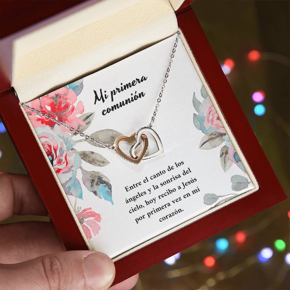 Mi Primera Comunión Entre El Canto De Los Ángeles Y La Sonrisa Del Cielo Interlocking Hearts Necklace
