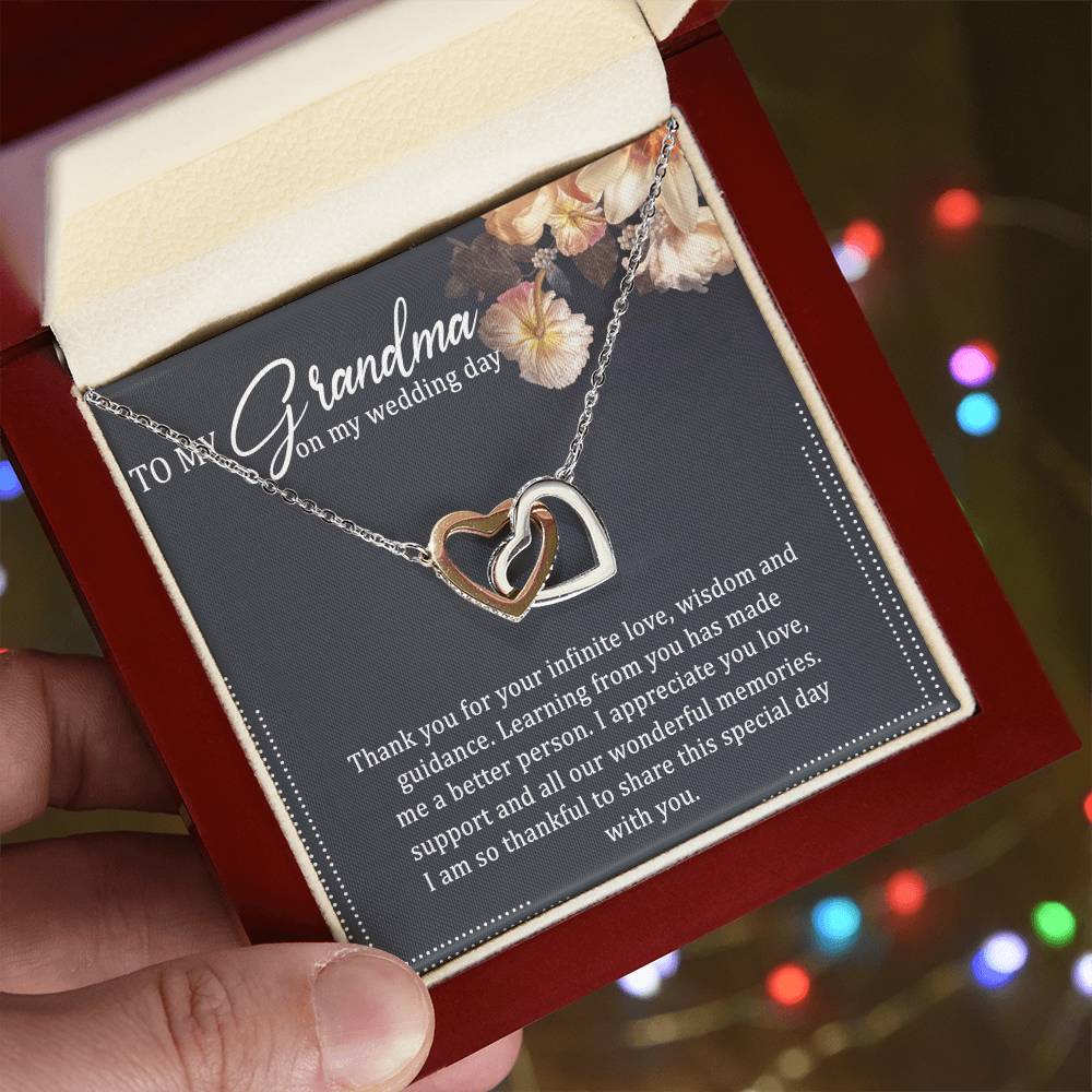 To My Grandma Interlocking Hearts Necklace Message Card