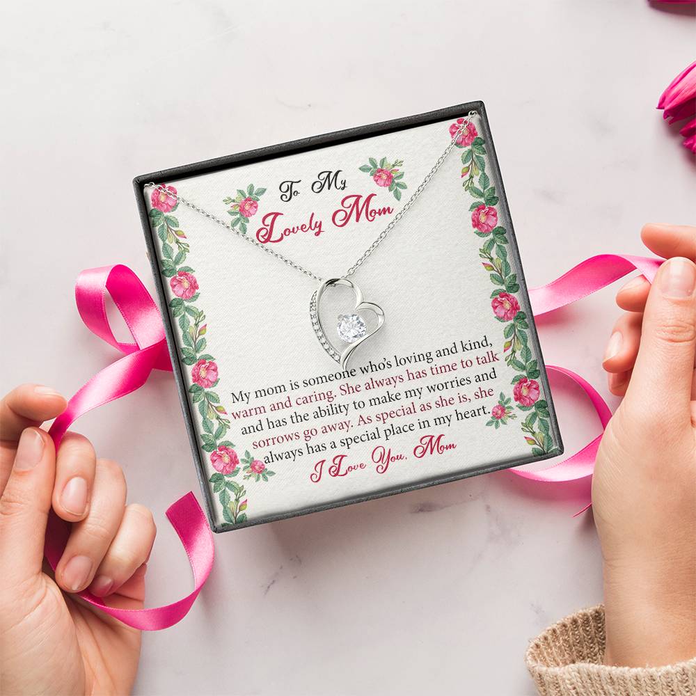 Lovely Mom Forever Love Necklace