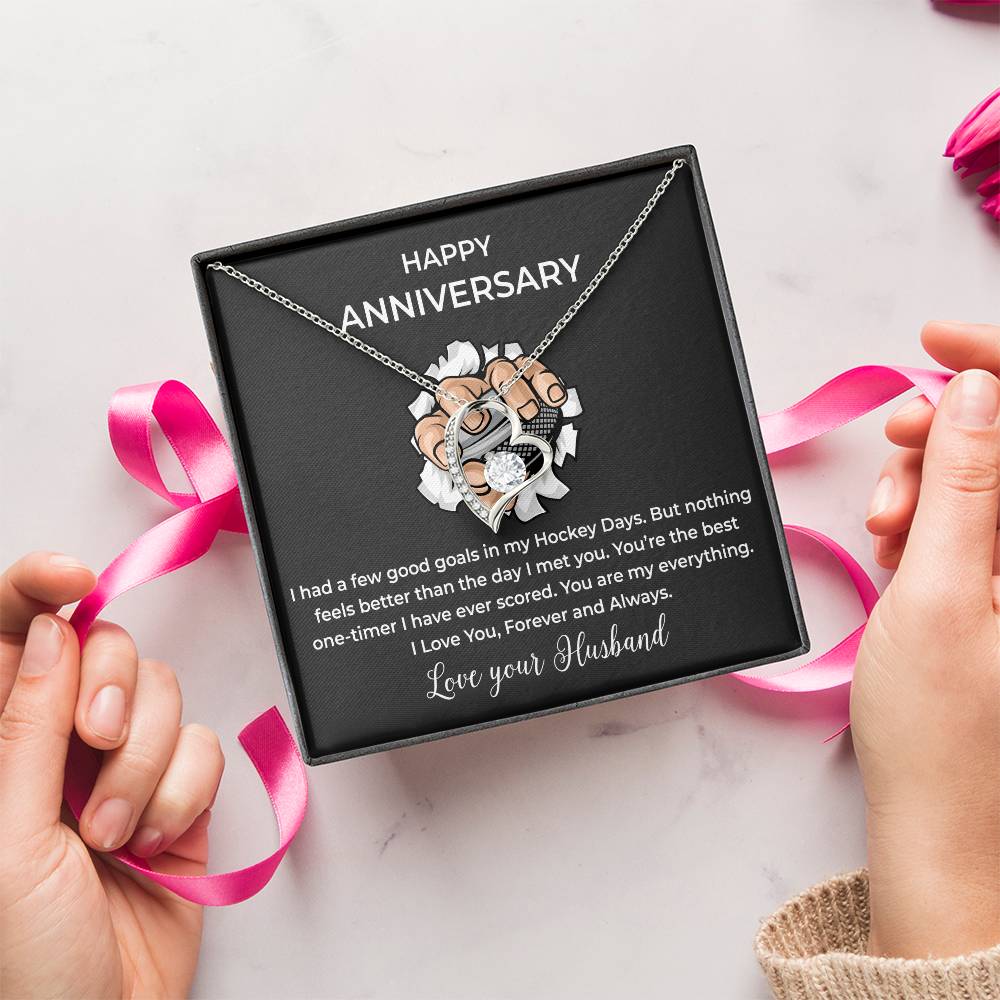 Make Your Wife Smile By Giving Her This Beautiful Necklace - Forever Love Necklace