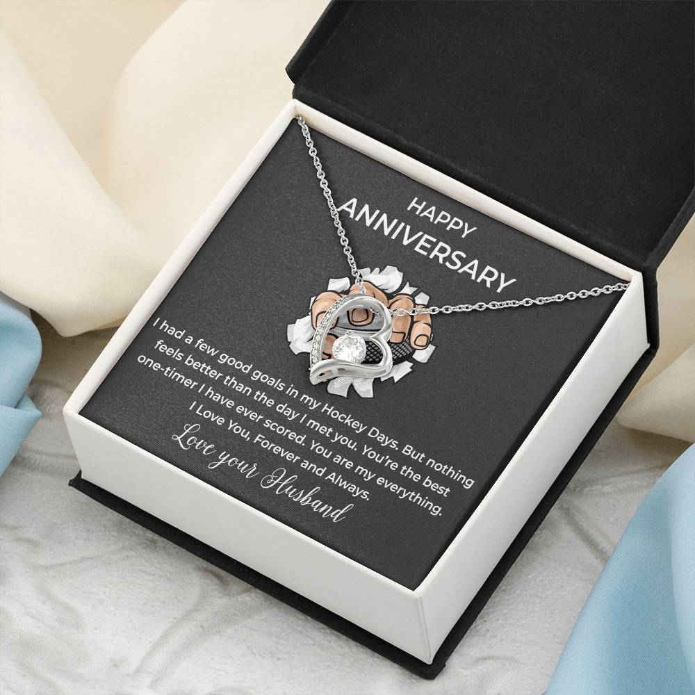 Make Your Wife Smile By Giving Her This Beautiful Necklace - Forever Love Necklace