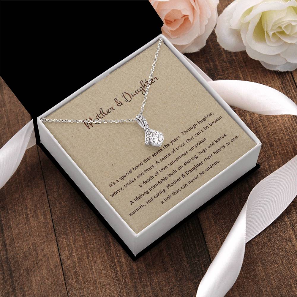 Mother &amp; Daughter Their Hearts As One - Necklace Gift For Daughter From Mom Anniversary Lovingly Mom Grown Up Daughter Alluring Beauty Necklace