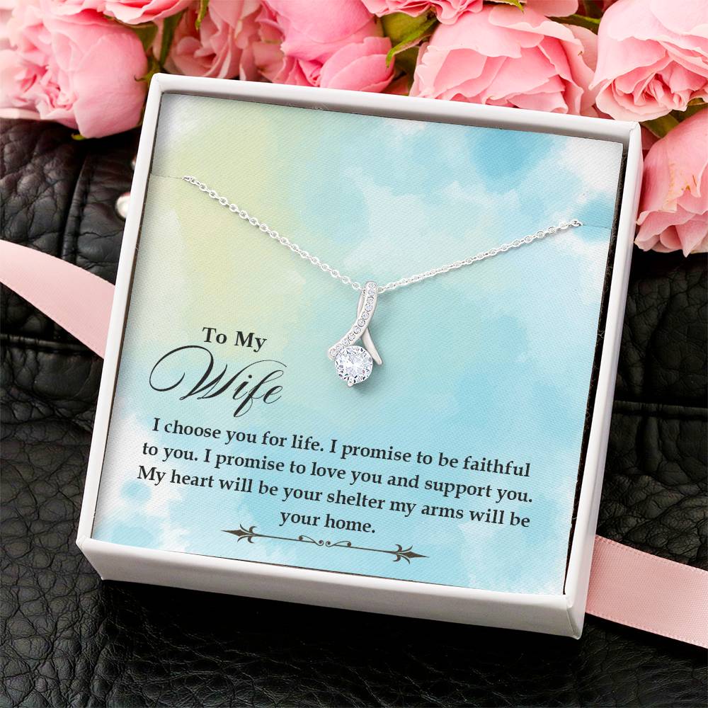 Alluring Sparkly Pendent Alluring Beauty Necklace