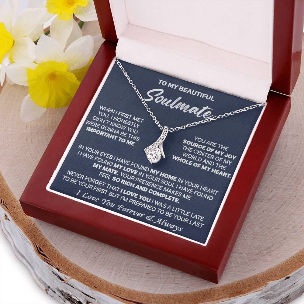 Gift For Your Soulmate - My World - Alluring Alluring Beauty Necklace
