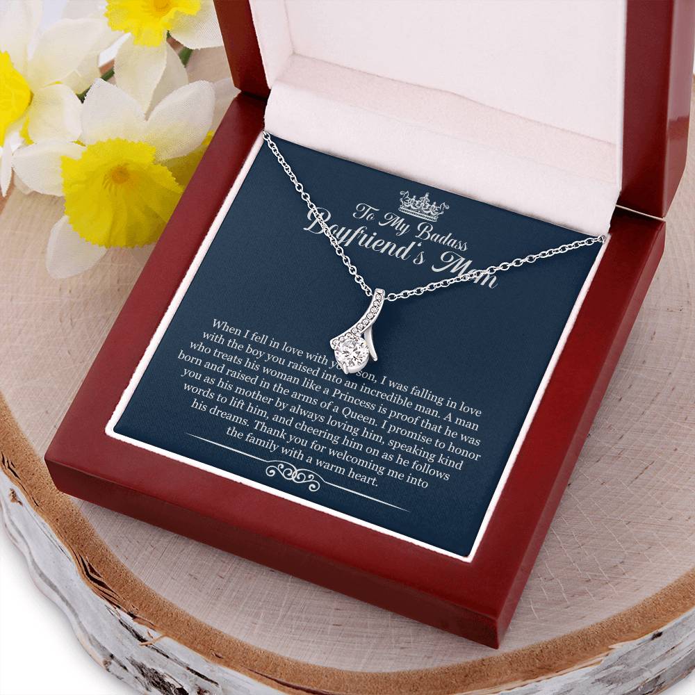 To My Badass Boyfriend’S Mom Necklace Alluring Beauty Necklace