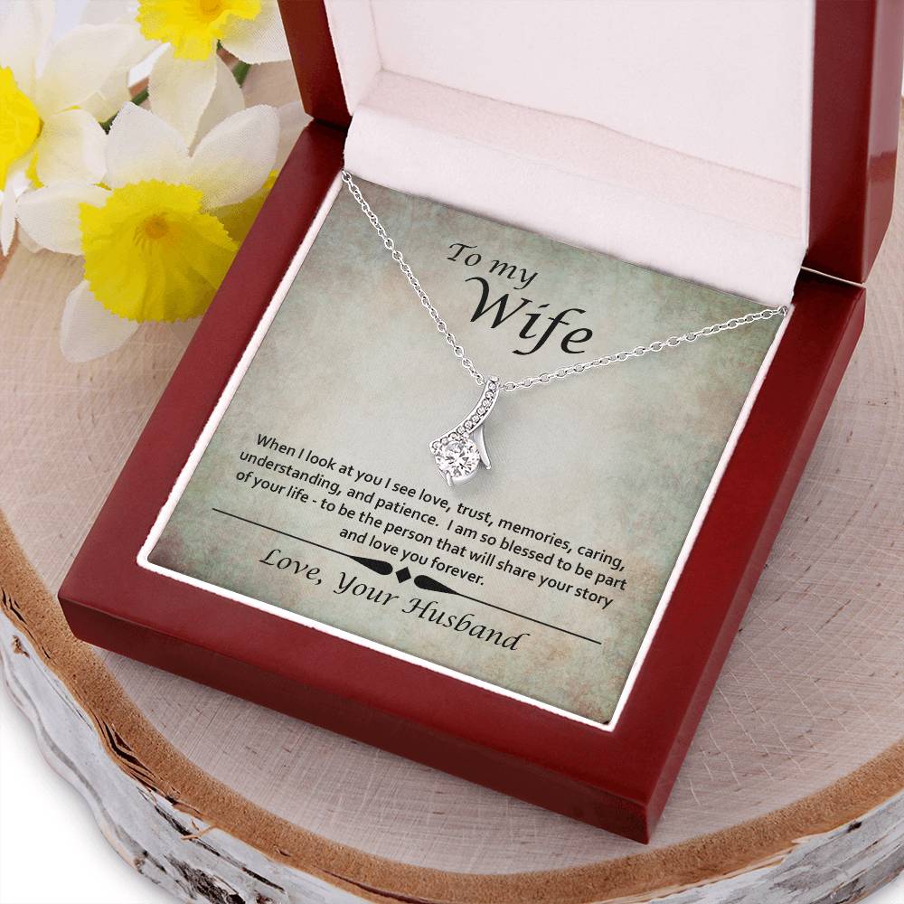 Share Your Story Alluring Beauty Necklace
