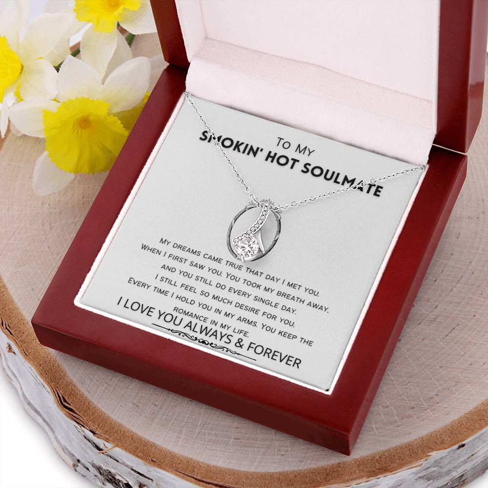 Romance Necklace. Alluring Beauty Necklace