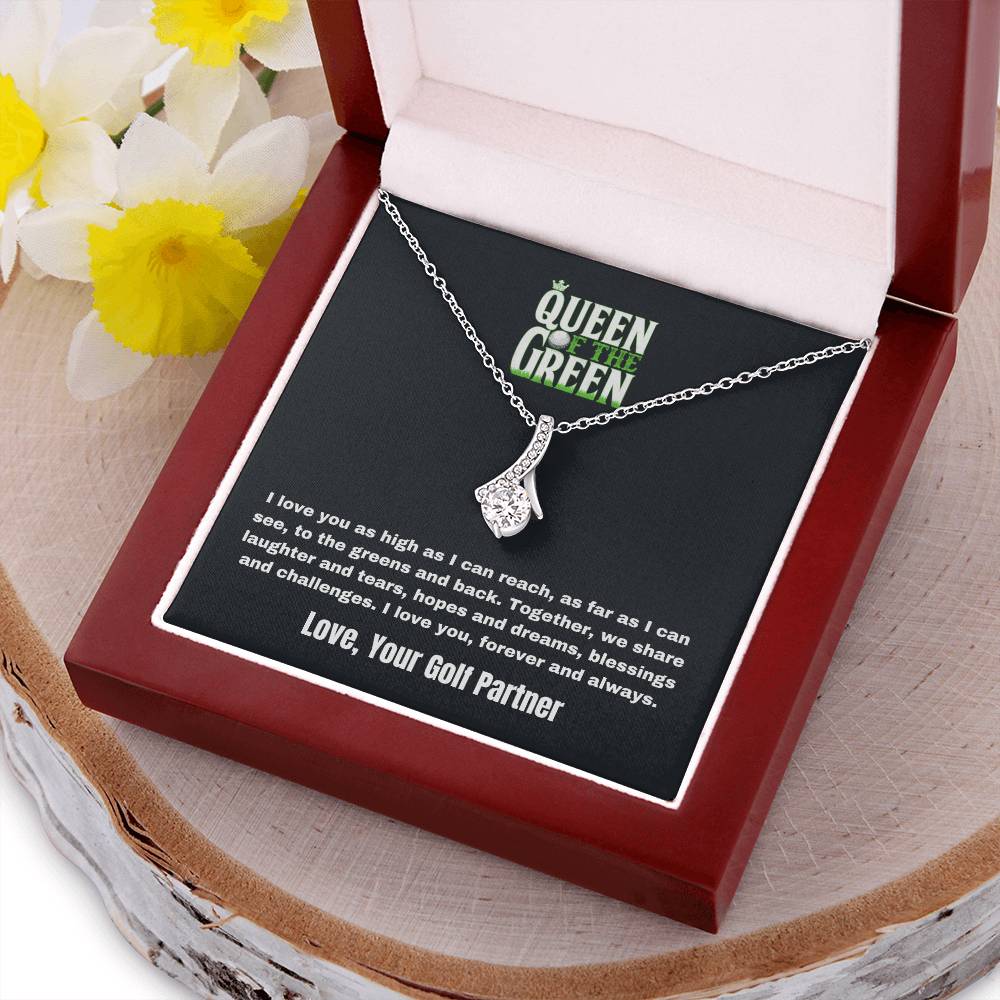 Queen Of Green Share Laughter Necklace Alluring Beauty Necklace