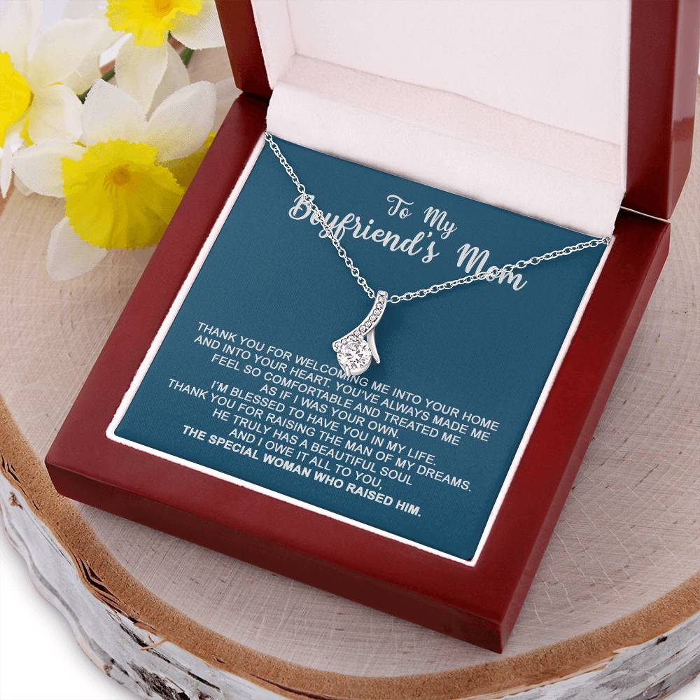 To My Boyfriend's Mom - I Owe It All To You - Necklace Alluring Beauty Necklace