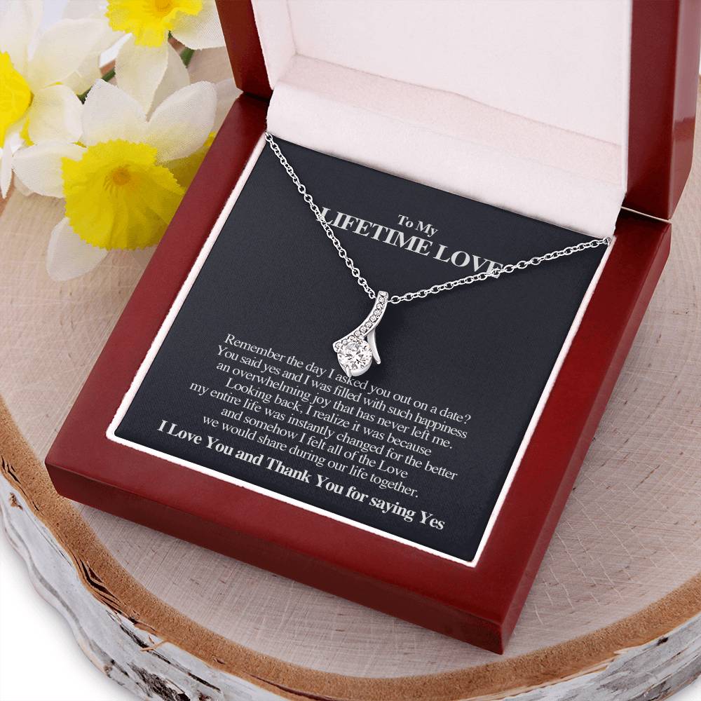 Thank You Lifetime Love Pendant Alluring Beauty Necklace