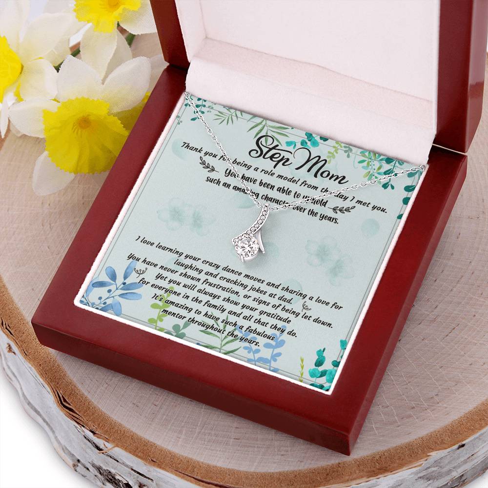 Step Mom Thank You For Being A Role D318 Alluring Beauty Necklace