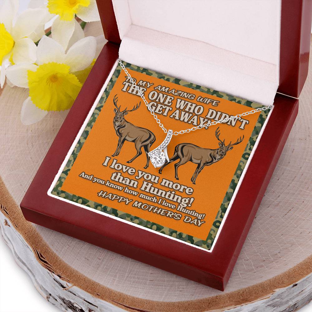 The One Who Didn't Get Away! I Love You More Than Hunting! Alluring Beauty Necklace