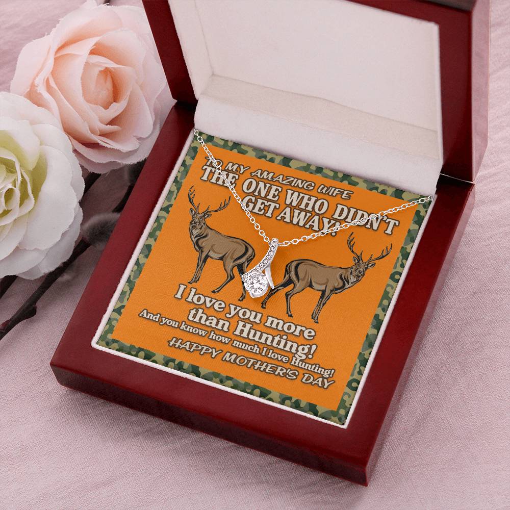 The One Who Didn't Get Away! I Love You More Than Hunting! Alluring Beauty Necklace