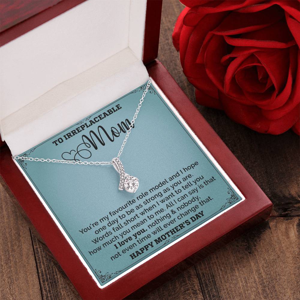Mom Is My Favourite Role Modle -  Alluring Beauty Necklace - Mothers Day Alluring Beauty Necklace