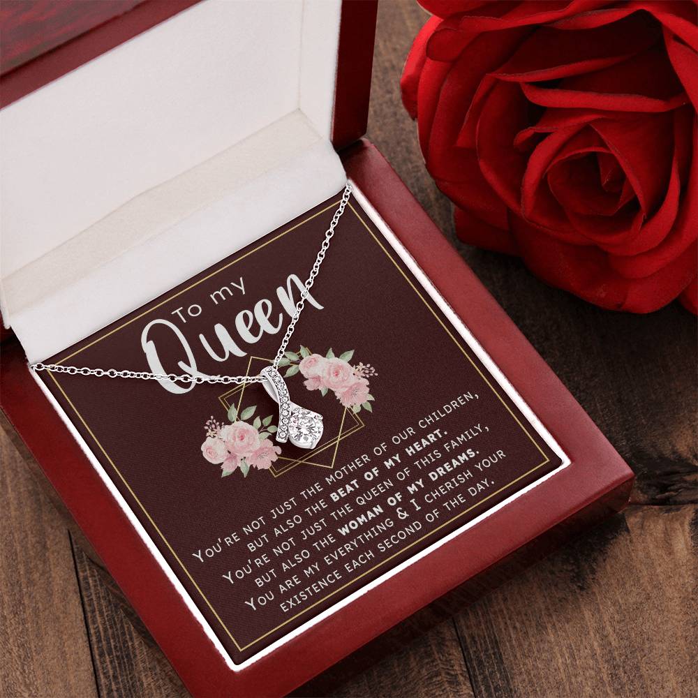 Christmas Gift To Wife - The Woman Of My Dreams Alluring Beauty Necklace